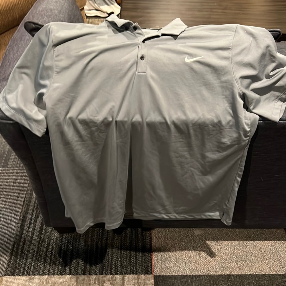 Men’s Nike Golf Polo 3XLT. Grey